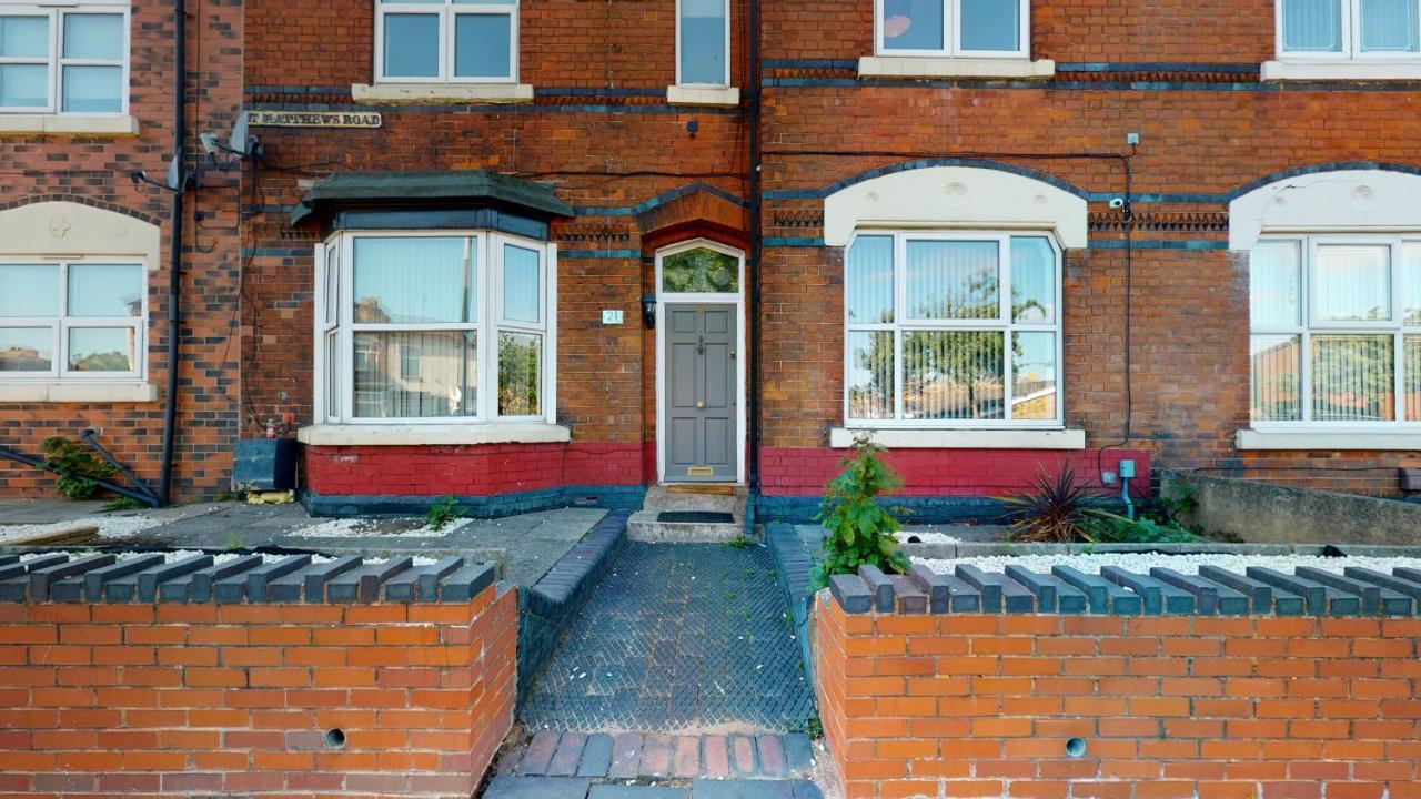 J Kyns Aparthome Smethwick Exterior photo